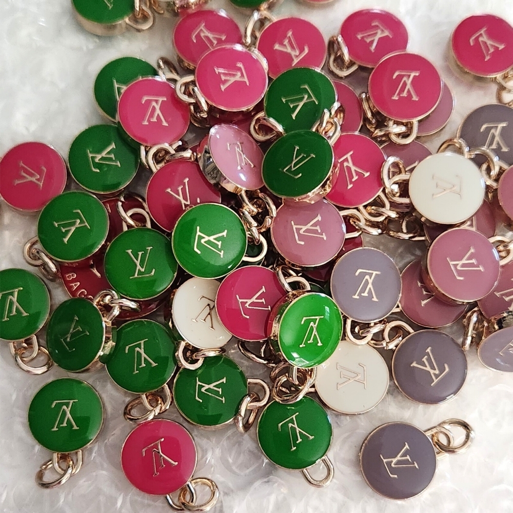 Louis Vuitton Zipper Pull Charm - Picture 3 of 3